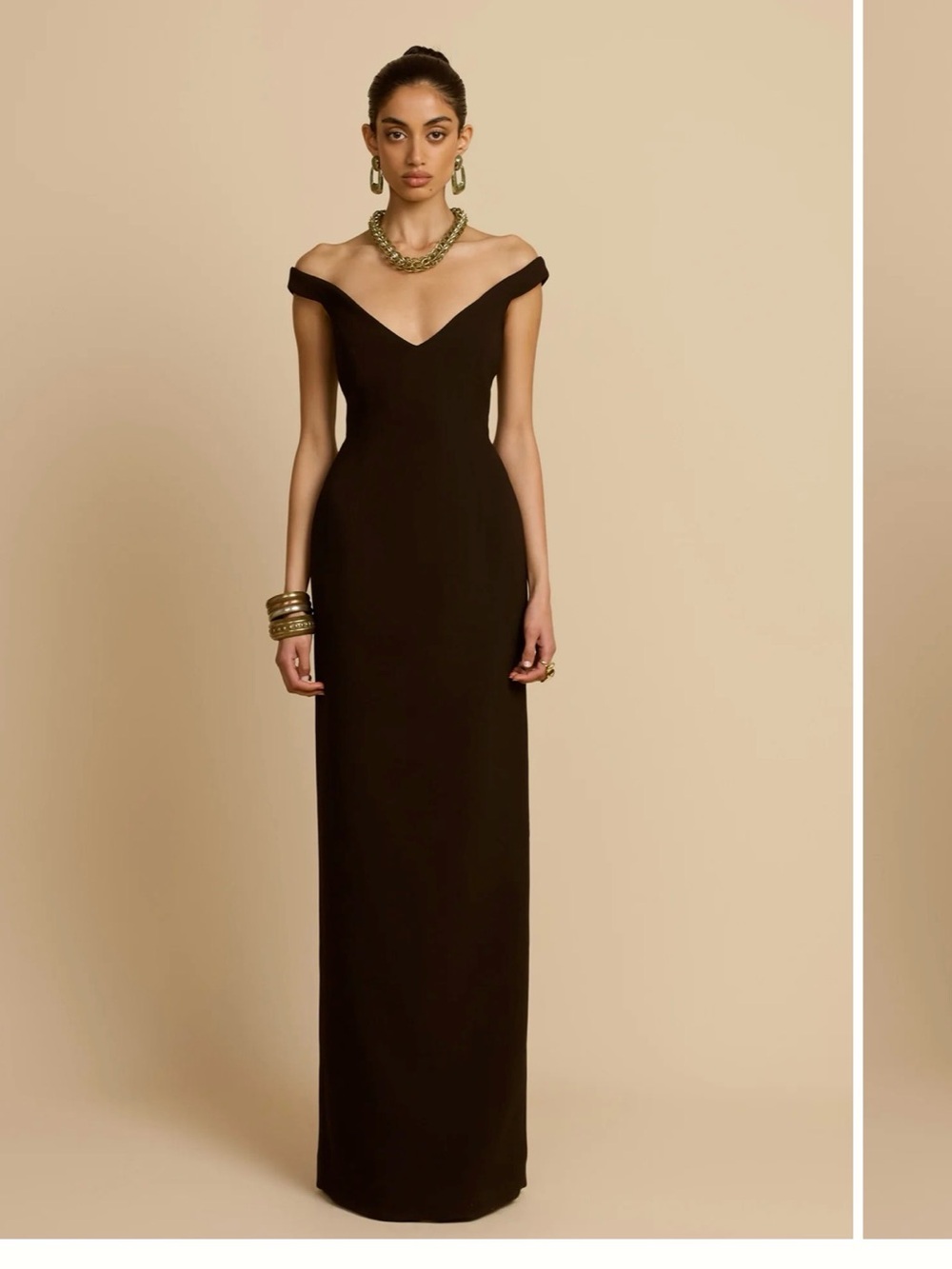 One-Shoulder Black Column Evening Gown